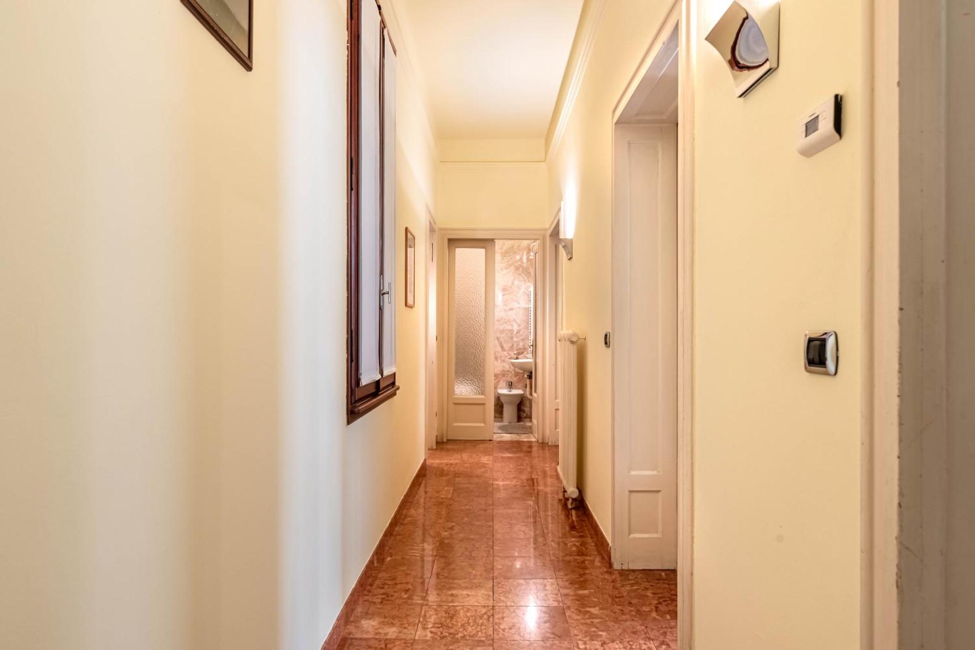 Piazza Isolo Central Apartment Werona Zewnętrze zdjęcie