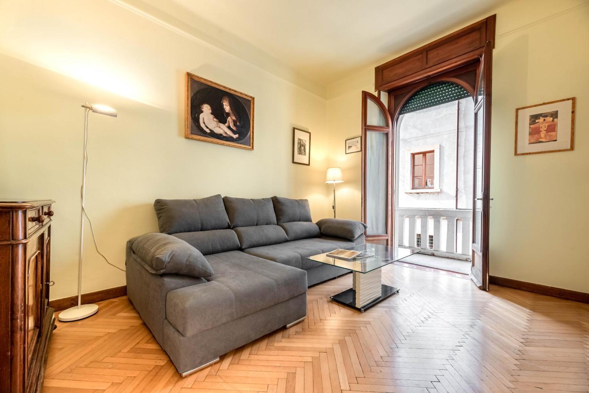 Piazza Isolo Central Apartment Werona Zewnętrze zdjęcie